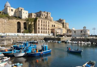 Pozzuoli_Darsena_ph.Luciano-Romano
